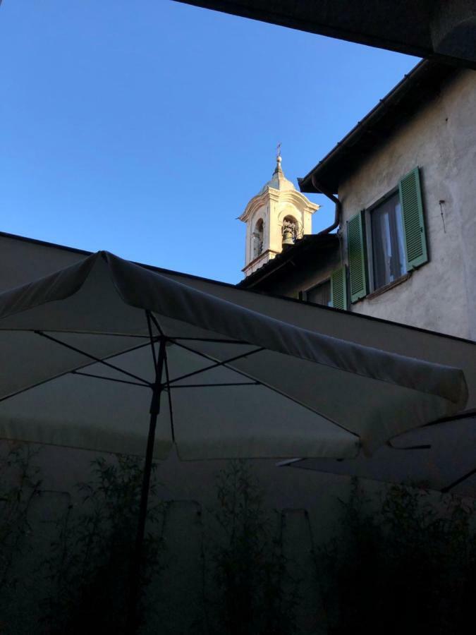 La Via Degli Artisti Arona Exterior foto